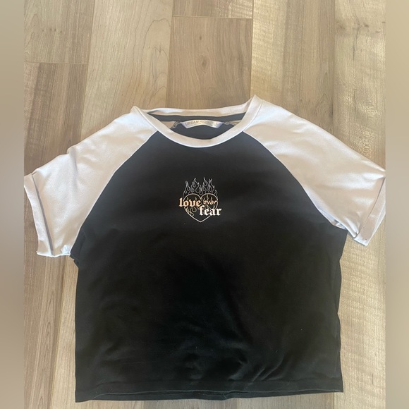 Kids Love Over Fear Tee - Urban Planet - Picture 1 of 3